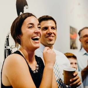 Meet your Posher, Caitlin